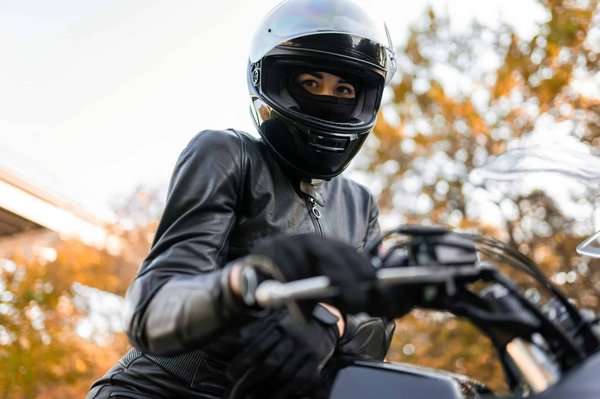 Les meilleurs équipements de sécurité pour les motards voyageurs